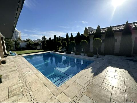 дом по адресу с. Бурлачья Балка, бризовая