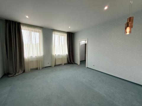 будинок за адресою с. Лісники, Ульяни Громової вул.