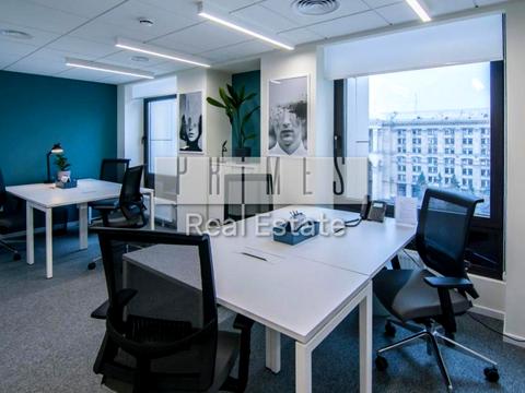 коммерческая по адресу майдан Незалежності пл., 2