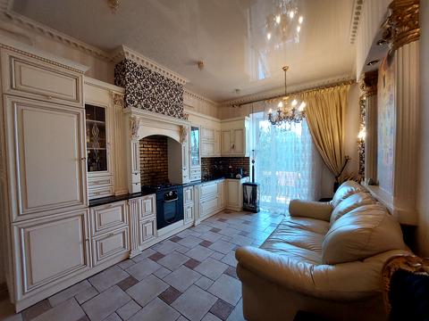 квартира за адресою Дрогобич, Адама Міцкевича вул., 2