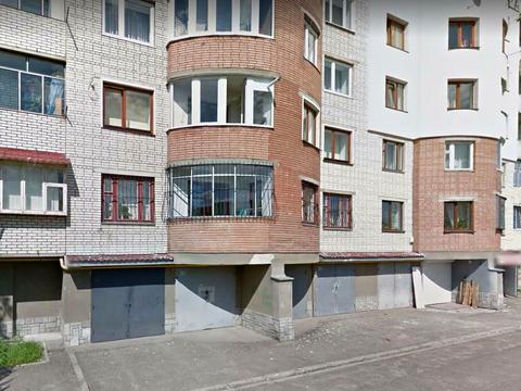 комерційна за адресою Академіка Євгена Лазаренка вул., 48