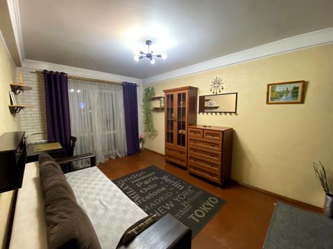 квартира за адресою Зодчих вул., 62