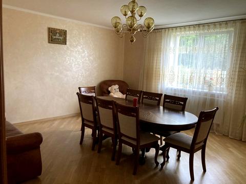 дом по адресу Леся Українка, 4