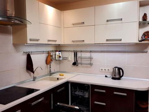 квартира за адресою Академіка Булаховського вул., 5-Б