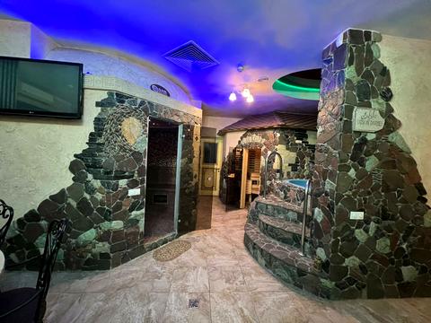 комерційна за адресою Петра Калнишевського вул. (Михайла Майорова), 7