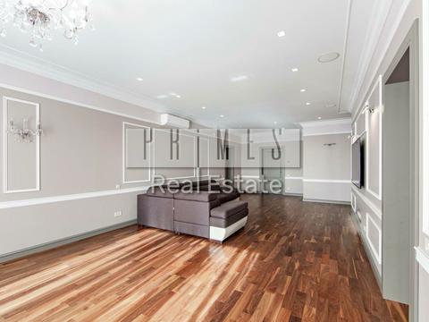 будинок за адресою Козача вул., 1