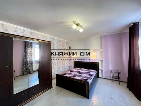 квартира за адресою Василя Симоненка вул., 5-А