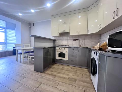 квартира по адресу Андрея Мельника ул., 10