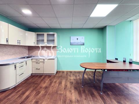коммерческая по адресу Драгоманова ул., 1-А
