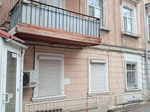 комерційна за адресою Ніжинська вул., 71