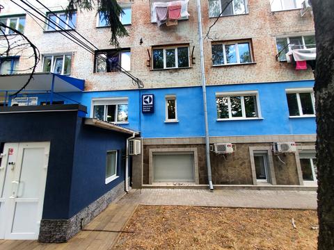 коммерческая по адресу Вячеслава Черновола ул., 1