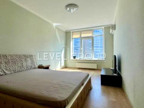 квартира за адресою Ованеса Туманяна вул., 3