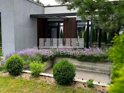 дом по адресу Київська