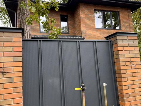 будинок за адресою Університетська