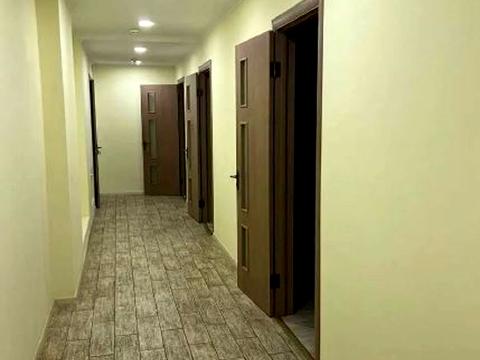 комерційна за адресою Євгена Танцюри вул., 48а