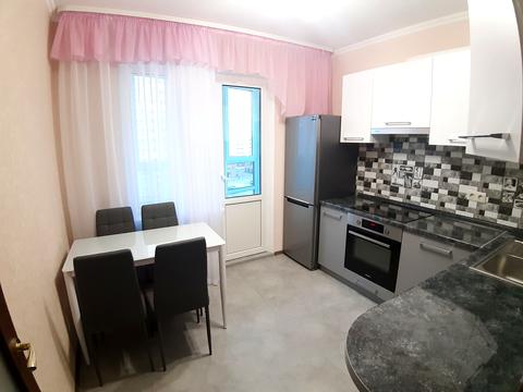 квартира за адресою Софії Русової вул., 7
