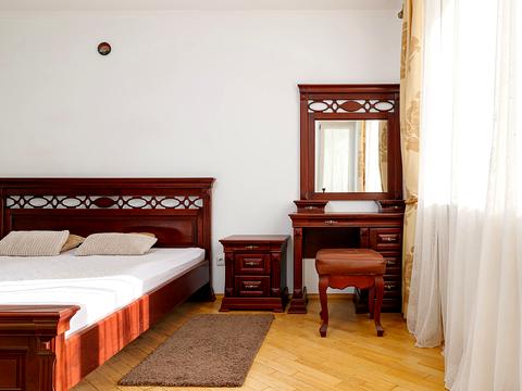 квартира по адресу Червоной Калины просп., 1