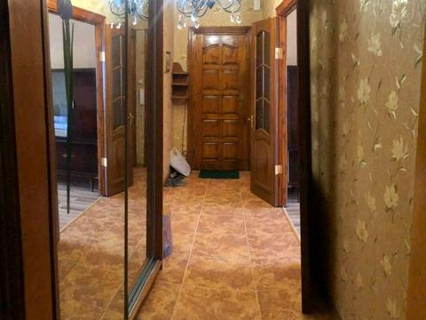 квартира за адресою Космонавтів вул., 4