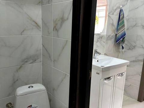 комерційна за адресою Січових Стрільців вул. (Артема), 84-А