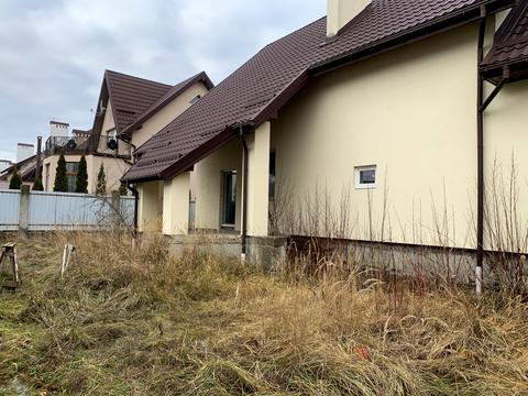 будинок за адресою Весняна вул., 1