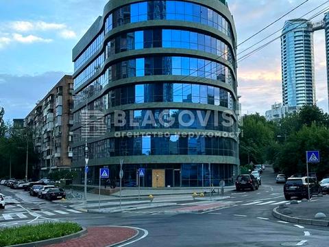 коммерческая по адресу Академика Филатова ул., 5