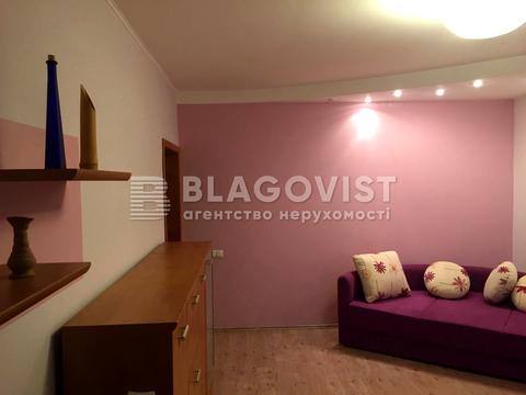 квартира за адресою Саперно-Слобідська вул., 8