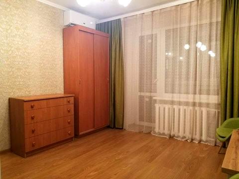 квартира за адресою Академіка Глушкова просп., 24