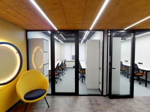 комерційна за адресою Миколи Василенка вул., 7