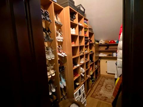 будинок за адресою Лесі Українки