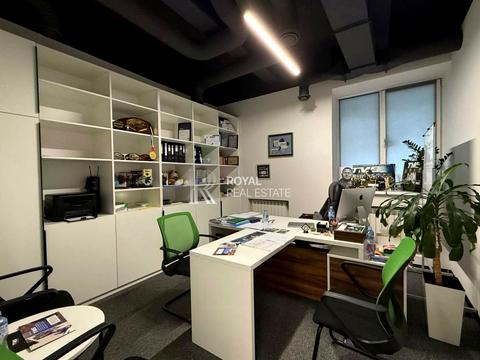 комерційна за адресою Сім'ї Прахових вул. (Гайдара), 54