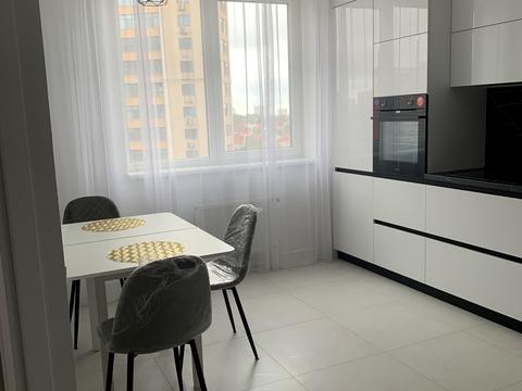 квартира за адресою Перлинна вул., 8