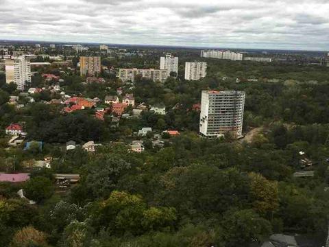 квартира за адресою Авіаконструктора Ігоря Сікорського вул. (Танкова), 1