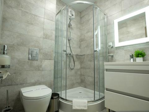 квартира за адресою Корабелів вул., 2а