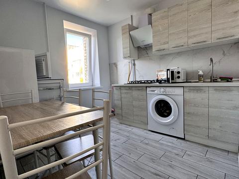 квартира за адресою Євгена Патона вул., 12