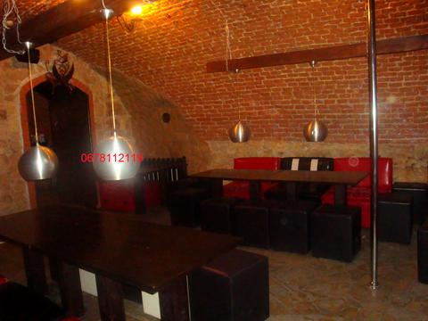 комерційна за адресою Личаківська вул. (), 1