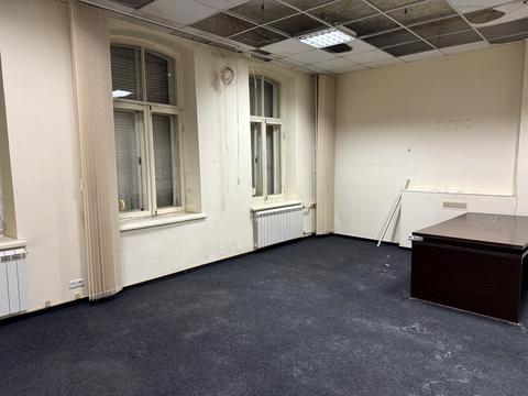 комерційна за адресою Євгена Чикаленка вул. (Пушкінська), 32-Б