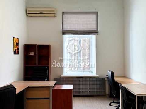 квартира за адресою Петра Болбочана вул. (Командарма Каменєва), 4