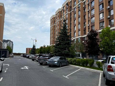 коммерческая по адресу Свободы ул., 1-C