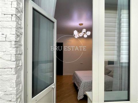 квартира по адресу Миколы Бажана просп., 14