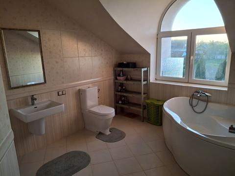 будинок за адресою Незалежності