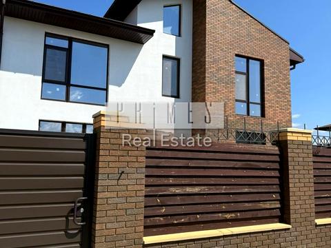 будинок за адресою Богдана Хмельницького вул.