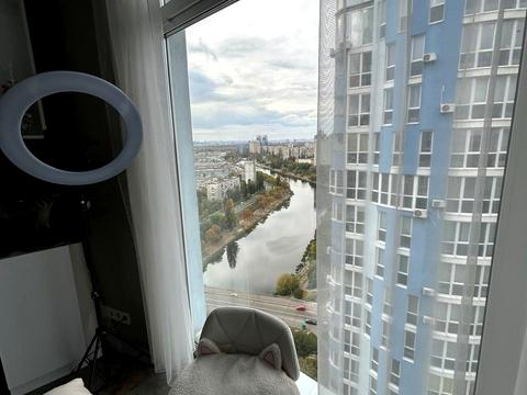 коммерческая по адресу Соборности просп. (Воззʼєднання), 30