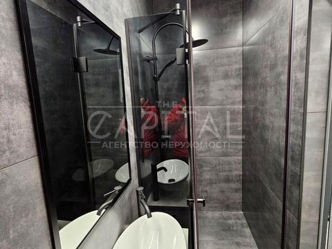 комерційна за адресою Київ, Берестейський просп. (Перемоги), 11