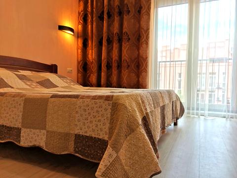 квартира за адресою Регенераторна вул., 4