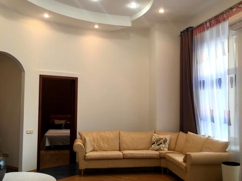 квартира за адресою Євгена Чикаленка вул. (Пушкінська), 21