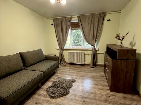 квартира за адресою Академіка Вернадського бульв., 63