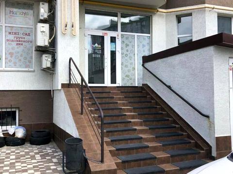 комерційна за адресою Київська вул., 37