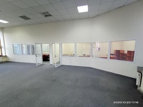 коммерческая по адресу Довженко ул., 4