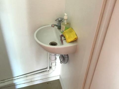 комерційна за адресою Русанівська набережна вул., 4