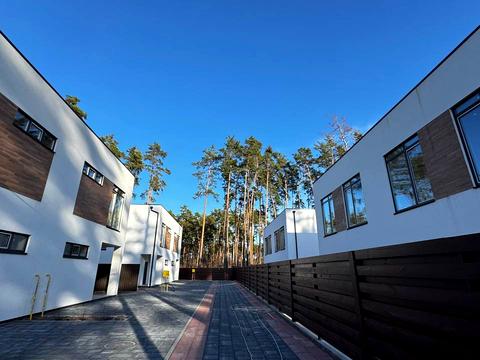 будинок за адресою Івана Карпенка-Карого вул.